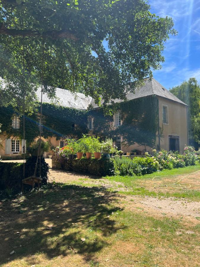 La Roche Bed & Breakfast Loue Exterior photo